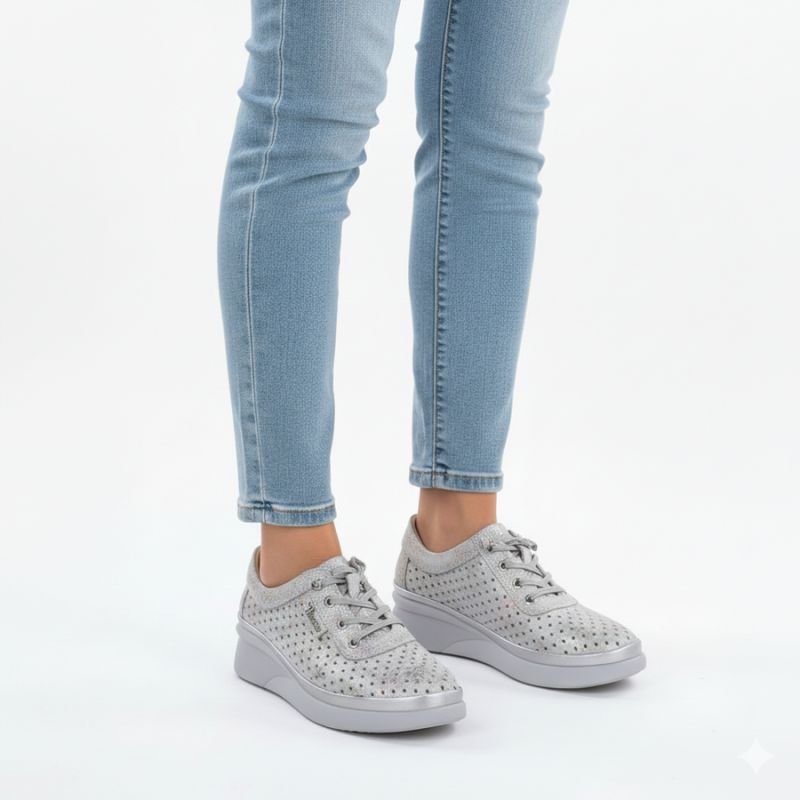 Women's leather openwork wedge shoes, gray Vinceza 79603 To be categorized Your Sports Performance