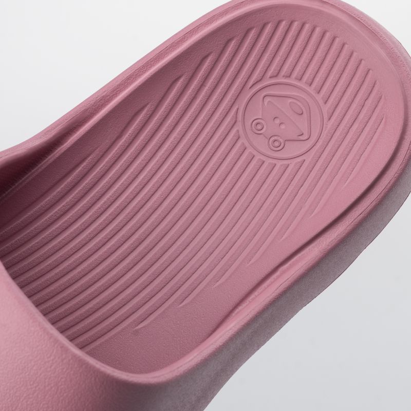 Women's LOU Flip-Flops To be categorized Your Sports Performance
