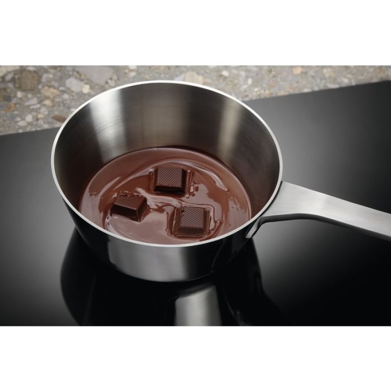 ELECTROLUX LIV63431BK induction hob AGD - Produkty/Płyty grzejne do zabudowy Your Sports Performance