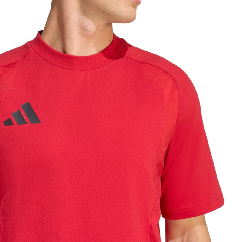 Men's adidas Tiro 26 Travel Tee red KD1121