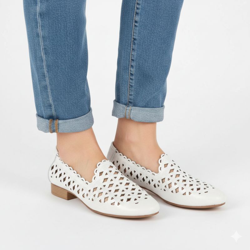 Women's leather openwork shoes, white Jezzi OL50-1 To be categorized Your Sports Performance