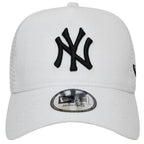 New Era Essential New York Yankees MLB Trucker Cap 12285467 Clothing/Lifestyle Your Sports Performance
