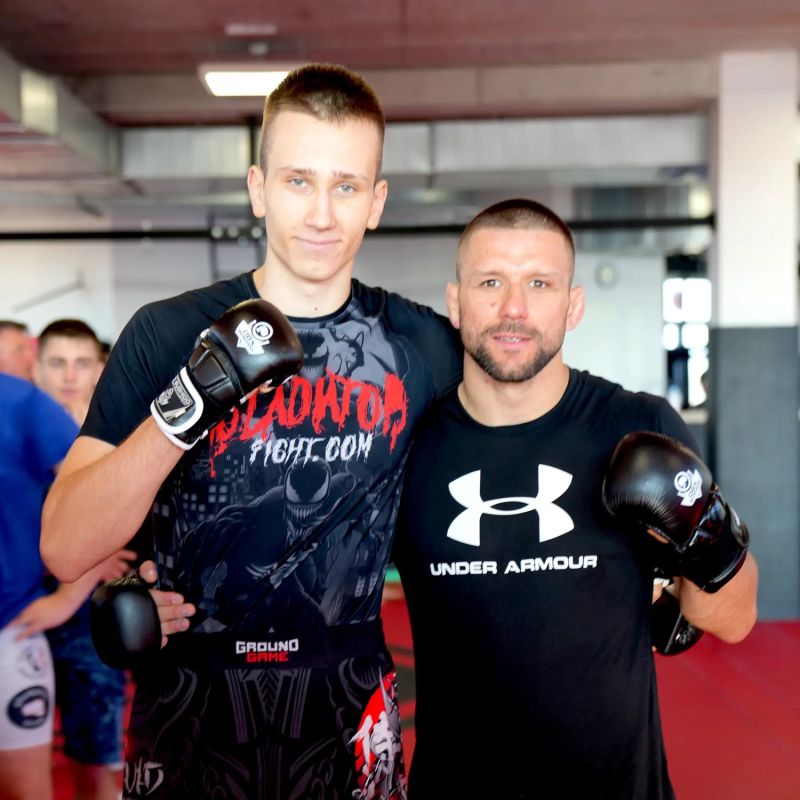 MMA Sparring Gloves M - Warrior Black - LegacySeries Rękawice MMA premium Your Sports Performance