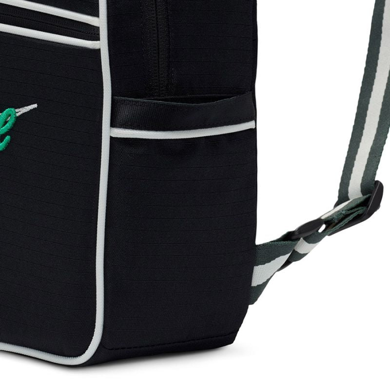 Nike Sportswear Futura 365 backpack FQ5559-010 Accessories/Plecaki Nike