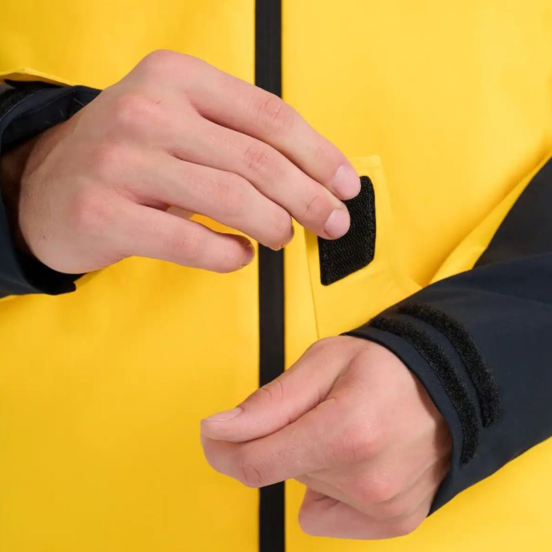 Men's ski jacket 4F M0787 orange 4FWAW25TTJAM0787 70S In preparation Your Sports Performance