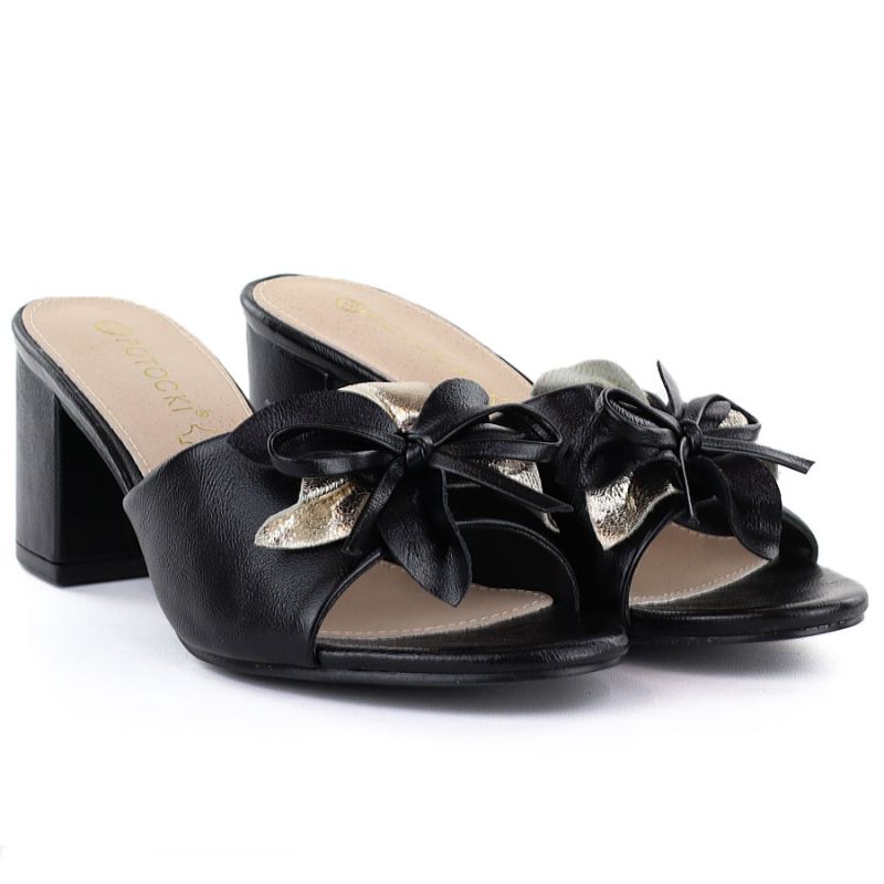 Women's black flower-topped flip-flops Potocki LE20336 Potocki