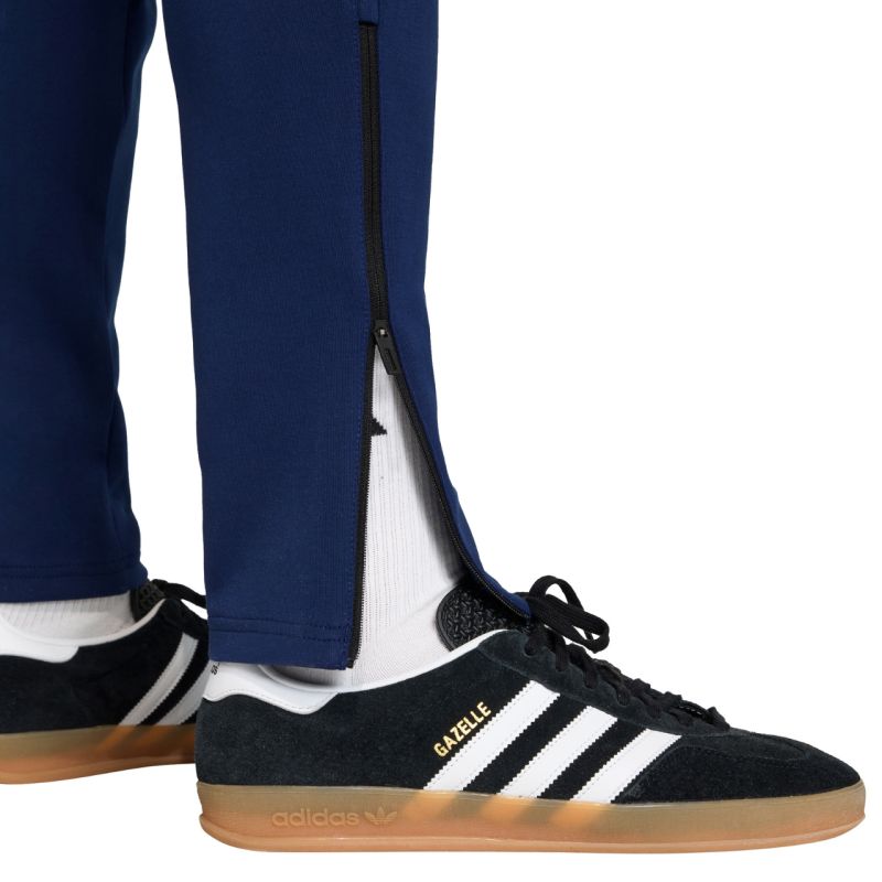 Men's adidas Tiro 26 Travel Sweat Pant Navy Blue KF6073 To be categorized Your Sports Performance