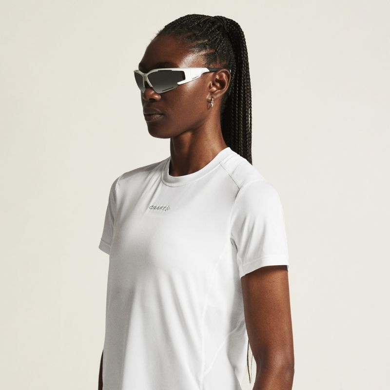Craft Adv Essence SS Tee 2 W 92800659959 Clothing/Training/Craft Your Sports Performance