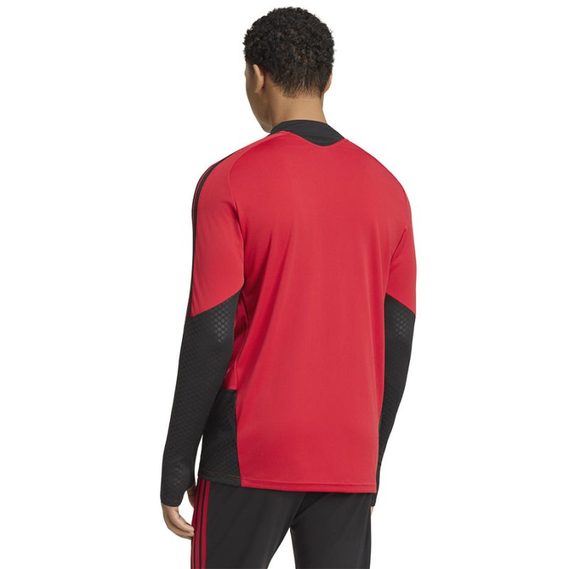 Adidas Manchester United Tiro 26 Training Top Junior KC4884 sweatshirt