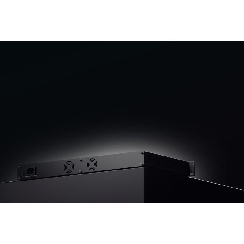 Teltonika SWM282 24p Managed L2+ Gigabit Ethernet Switch (10/100/1000) PoE Support Black Komunikacja i łączność/Switch-e Your Sports Performance