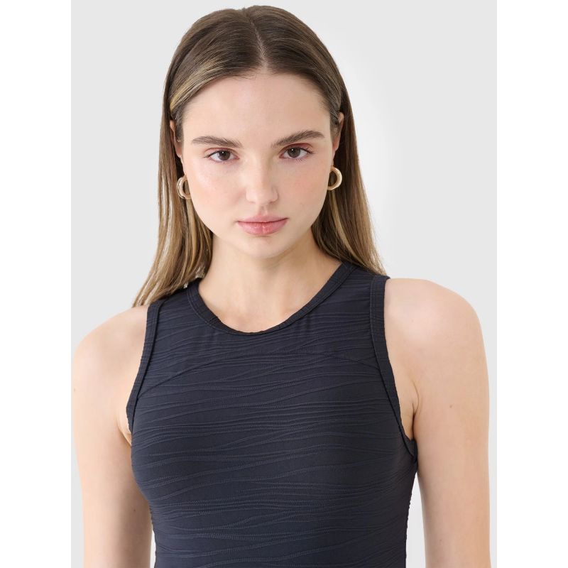 Women's bodysuit with a cutout back 4F 4FWSS25TBODF005-20S *Kategoria tymczasowa Your Sports Performance