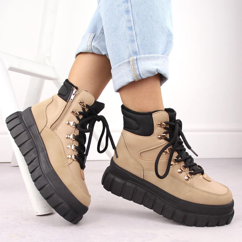 Boots on the News W EVE450B platform Footwear/Outdoor/News Your Sports Performance