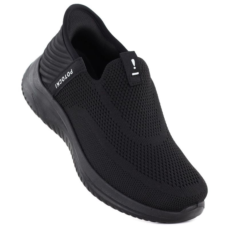 Women's slip-on black sports shoes Potocki BK01312 To be categorized Your Sports Performance