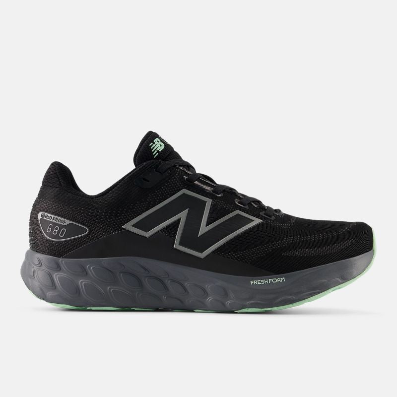 New Balance women's waterproof sports shoes W680WBK8 In preparation Your Sports Performance