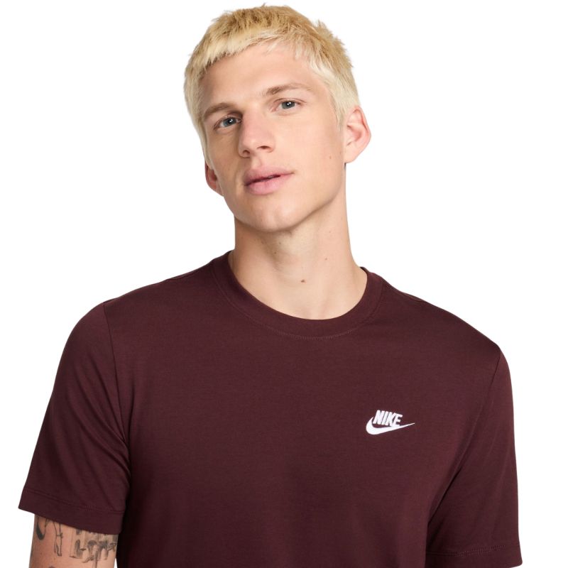 Men’s Nike Club Tee T-Shirt burgundy AR4997 652