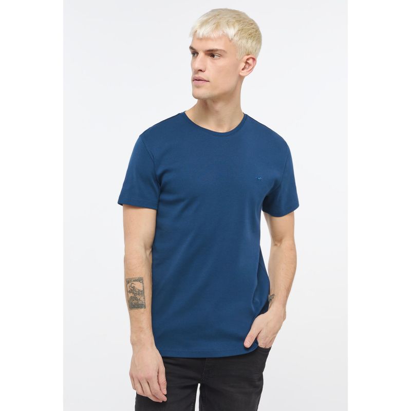 Mustang Aaron C Basic T-shirt M 1013822-5230 Clothing/Lifestyle/T-shirts/Mustang Your Sports Performance
