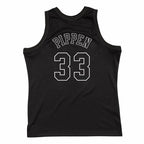 Mitchell & Ness White Logo Swingman NBA Chicago Bulls Scottie Pippen T-Shirt - SMJYLF19014-CBUBLCK97SPI Odzież/Odzież na co dzień Your Sports Performance