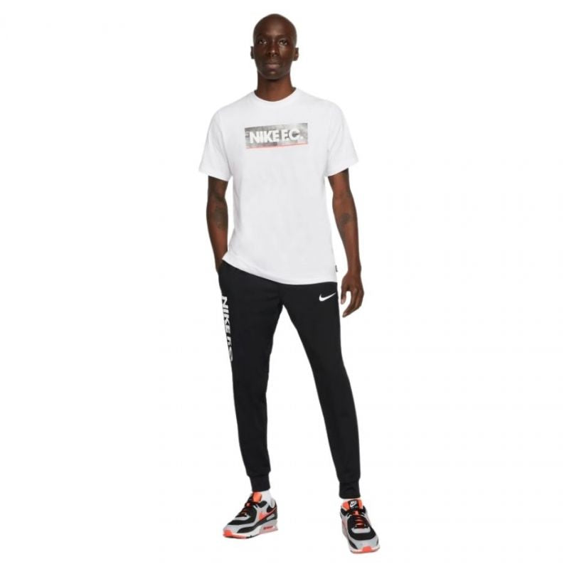 T-shirt Nike NK Fc Tee Seasonal Block M DH7444 100 Clothing/Lifestyle/T-shirts Nike