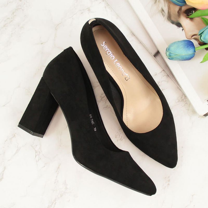Sergio Leone W SK316A Suede Pumps on the Block Heel in Black Footwear/Lifestyle Your Sports Performance