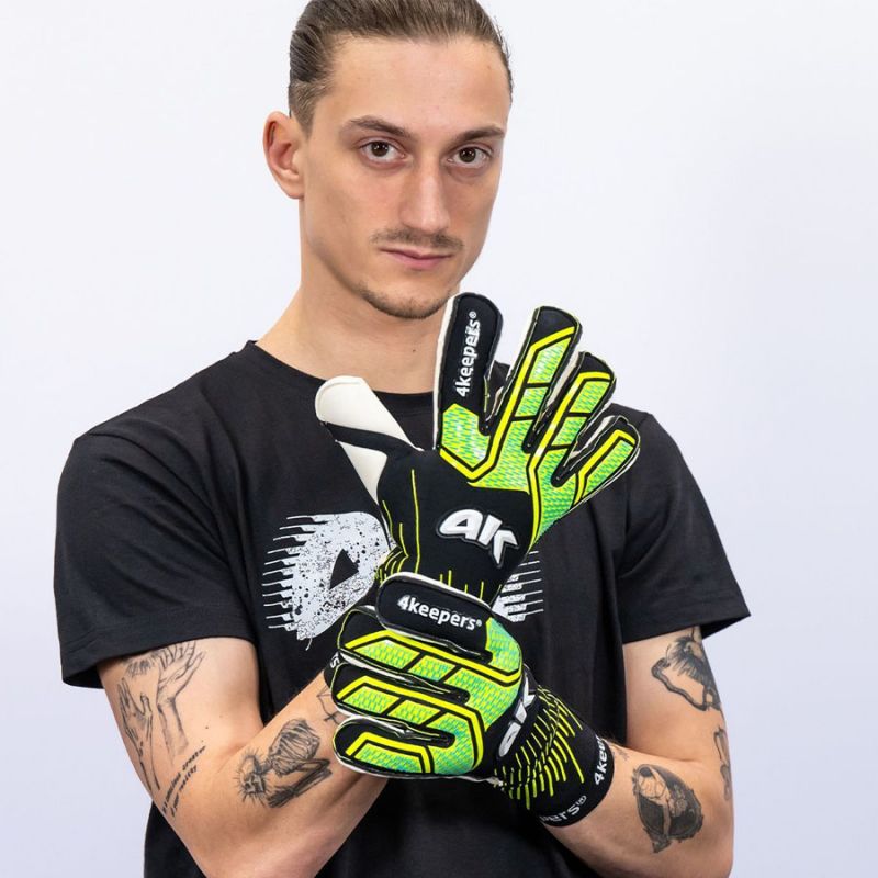Goalkeeping gloves 4keepers Neo Volt RF2G S982886 Accessories/Gloves/4keepers Your Sports Performance