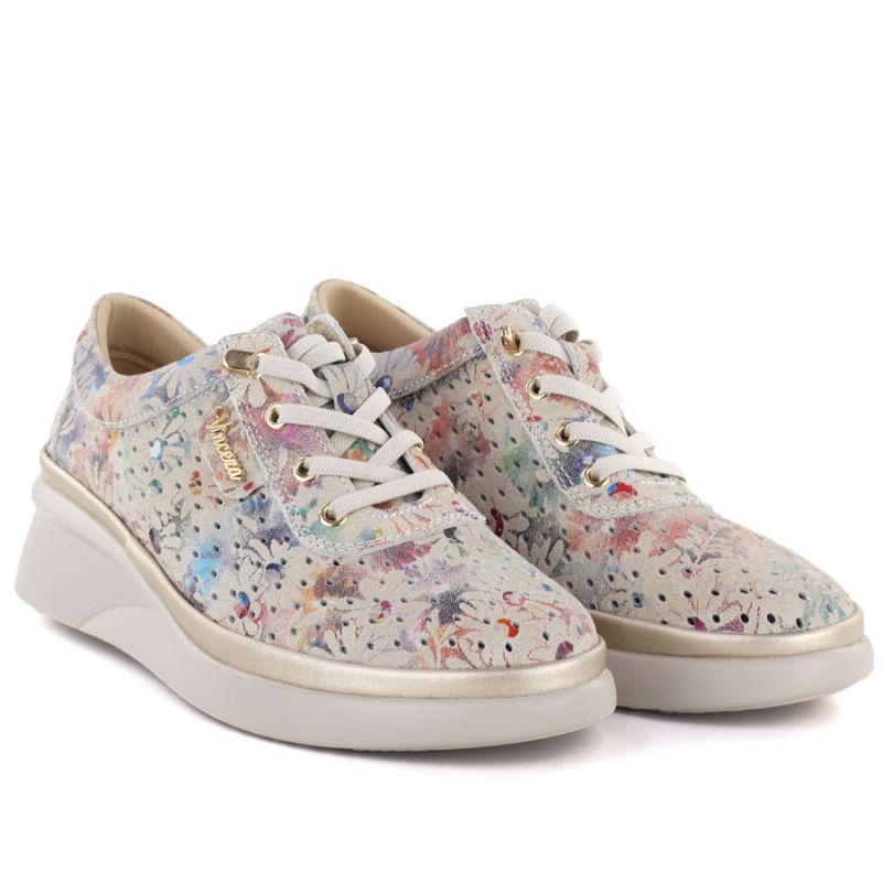 Women's leather openwork wedge shoes, beige, Vinceza 79603 To be categorized Your Sports Performance
