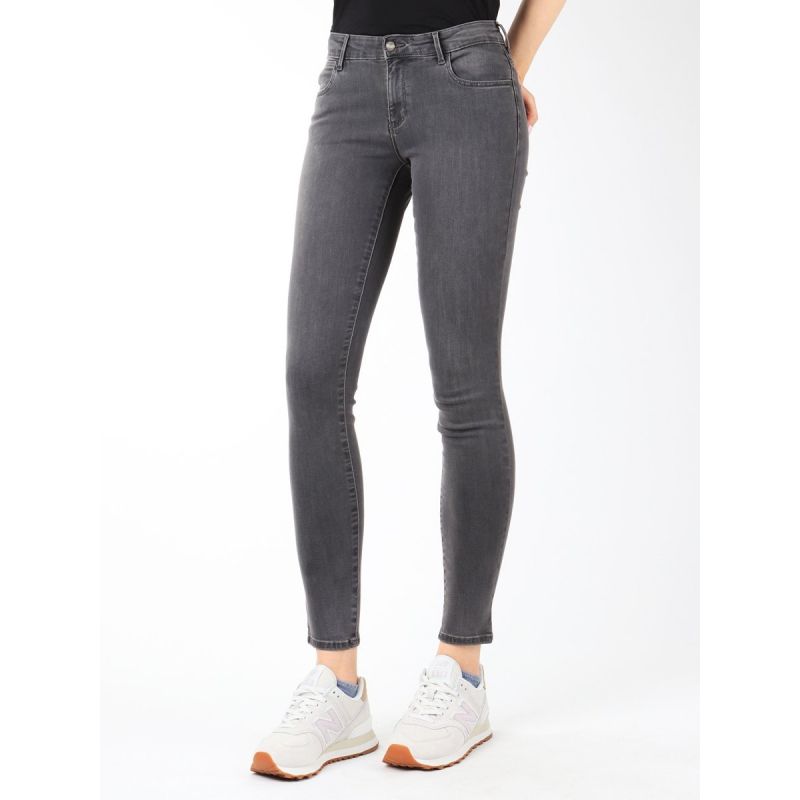 Wrangler Skinny Ash Jeans W28KLX86O Clothing/Lifestyle/Trousers, shorts/Wrangler Your Sports Performance