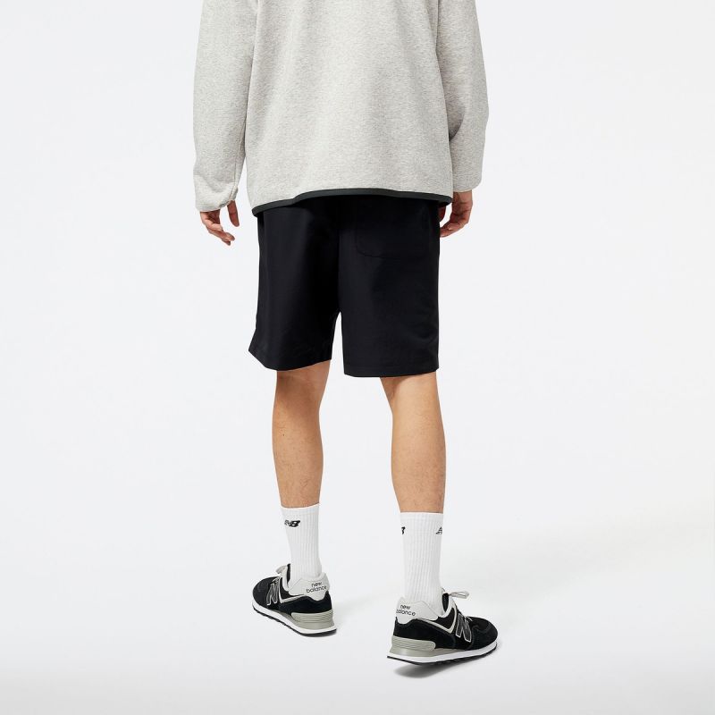 New Balance Sport Seasonal Woven Short M MS31905BK Clothing/Training/New Balance New Balance
