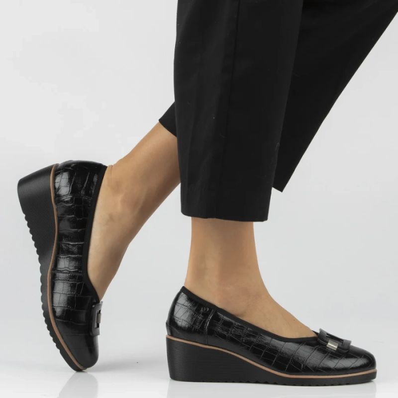 Leather wedge pumps black Filippo DP7661/26 BK Filippo