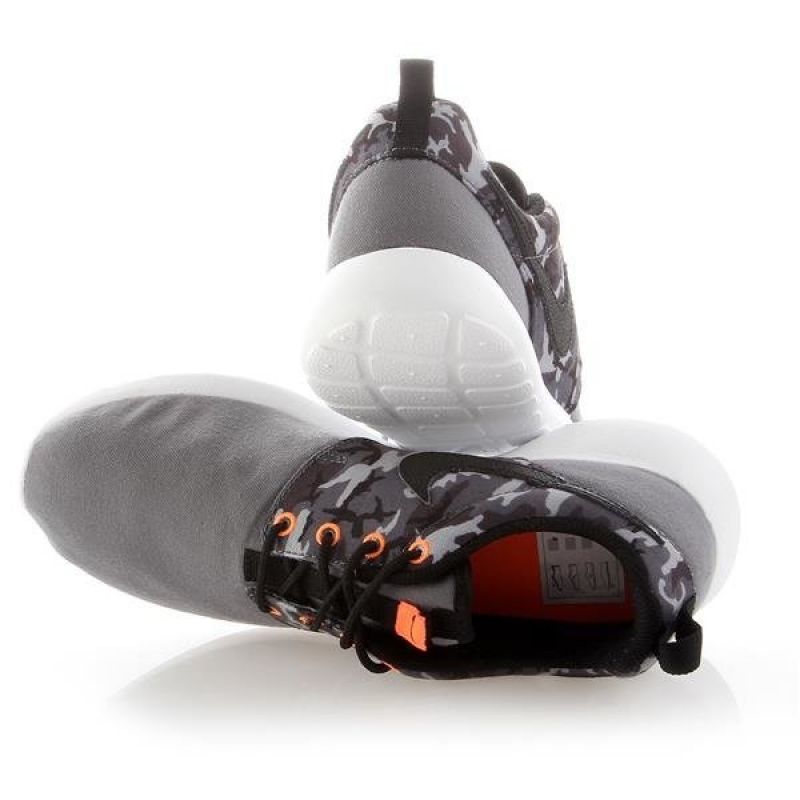 Nike Roshe One Print Jr 677782-004 shoe Footwear/Lifestyle Nike