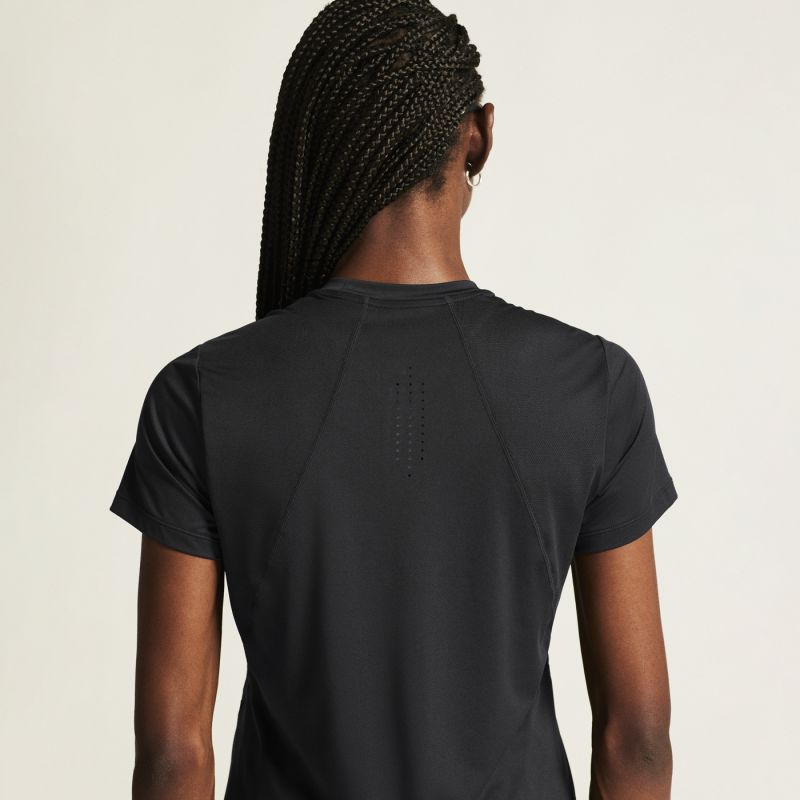 Craft Adv Essence SS Tee 2 W 92800659963 Clothing/Training/Craft Your Sports Performance