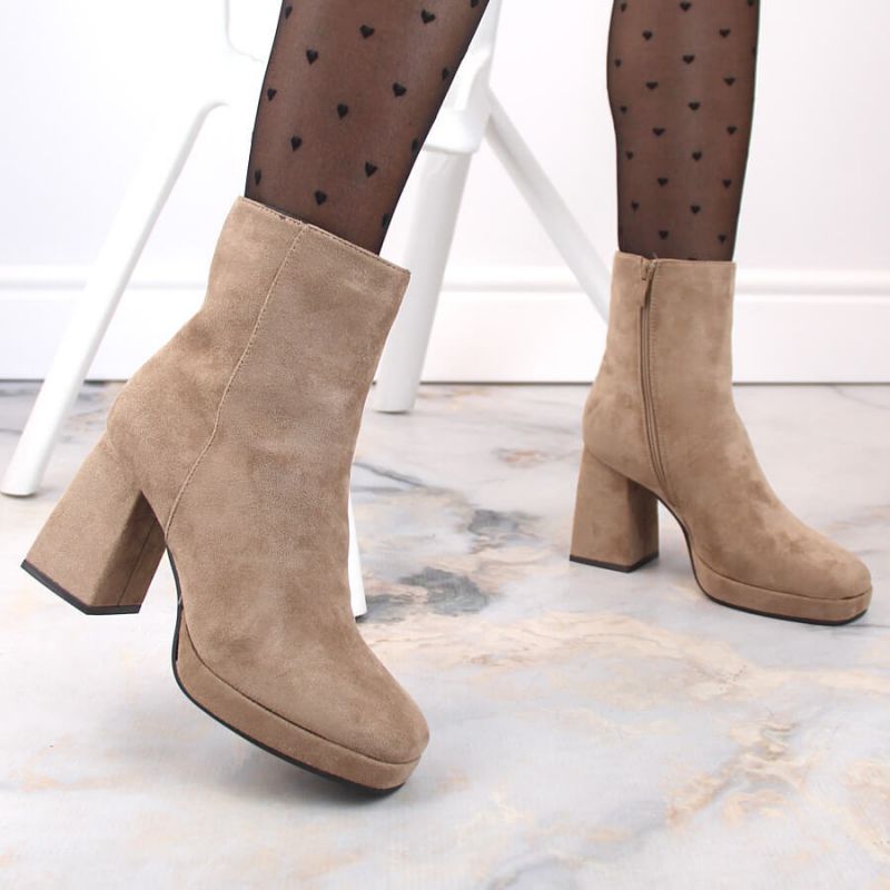 Suede ankle boots Jezzi W JEZ411B, beige Footwear/Outdoor/Jezzi Your Sports Performance
