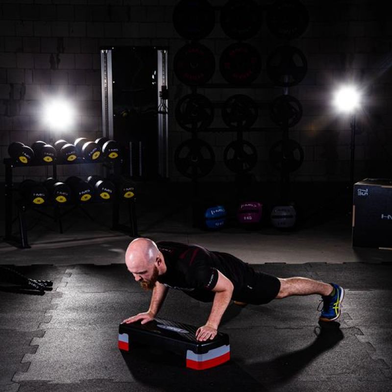 Step for aerobics HMS AS003 black / gray / red Accessories/Training equipment/Stepy Your Sports Performance