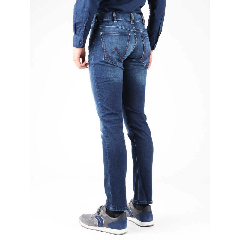 Wrangler Larston Blaze Jeans W18S8282T Clothing/Lifestyle/Trousers, shorts/Wrangler Your Sports Performance