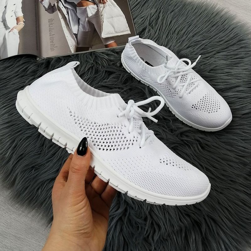 News W EVE211C slip-on sneakers white Footwear/Lifestyle/News Your Sports Performance