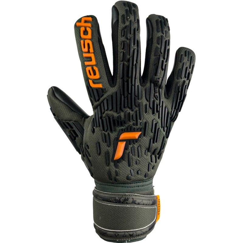 Reusch Attrakt Freegel Silver 53 70 035 5555 goalkeeper gloves Accessories/Gloves Your Sports Performance