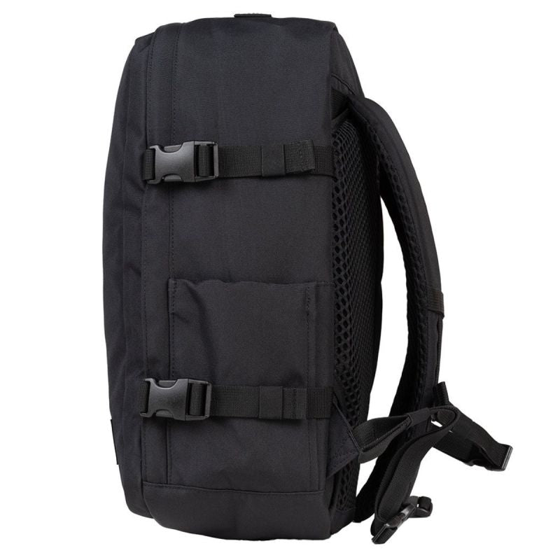 CabinZero Classic Plus 2-in-1 Handy Travel Bag Backpack 32 L - CZ241201 Akcesoria i sprzęt koszykarski/Torby i plecaki Your Sports Performance