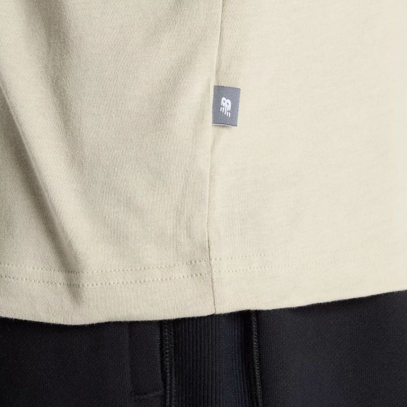 New Balance Reimagined Graphic M T-shirt MT51506OVN Clothing/Lifestyle/T-shirts/New Balance New Balance