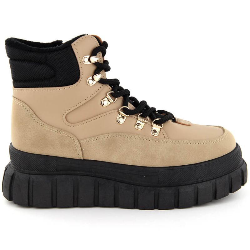 Boots on the News W EVE450B platform Footwear/Outdoor/News Your Sports Performance