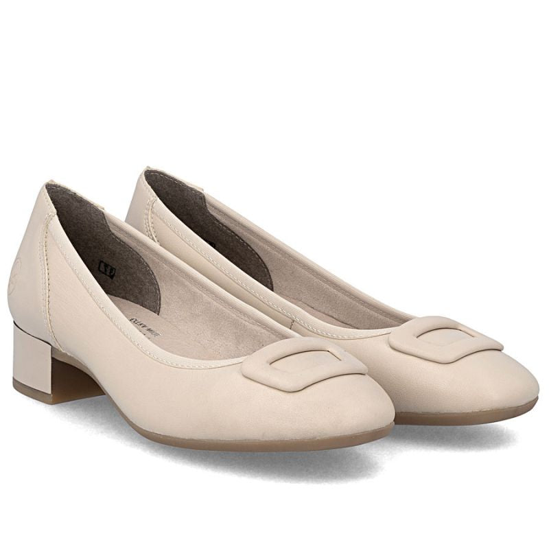 Women's leather pumps with low heels, beige, Rieker 43453-62 To be categorized Your Sports Performance