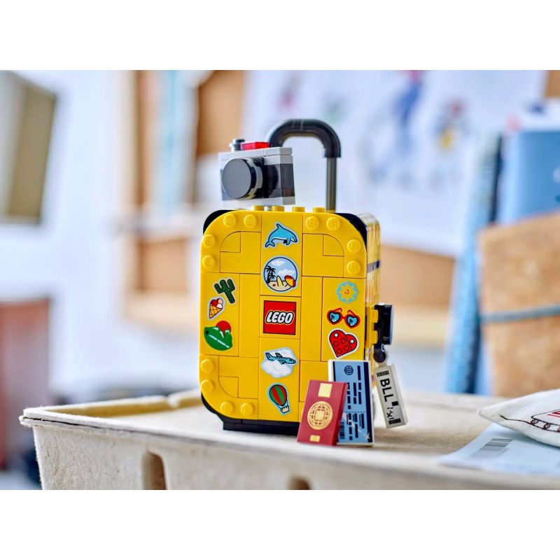 LEGO 40817 Yellow Travel Suitcase In preparation Your Sports Performance