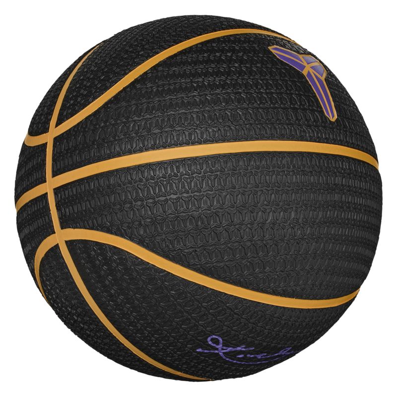 PLAYGROUND 8P K BRYANT DEFLATED ball Nike