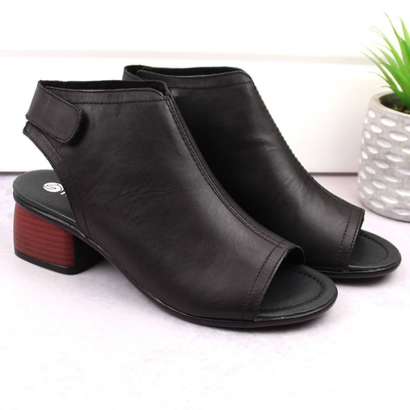 Leather comfortable sandals Remonte W RKR654 Footwear/Lifestyle/Rieker Your Sports Performance