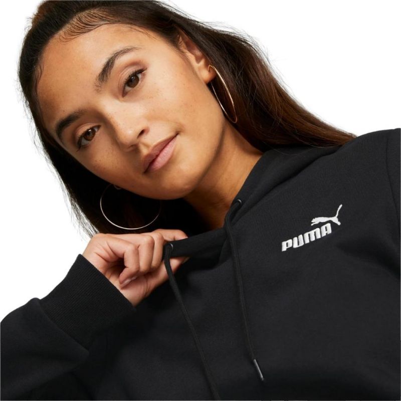 Puma ESS + Embroidery Hoodie FL W 670004 01 Clothing/Training Puma