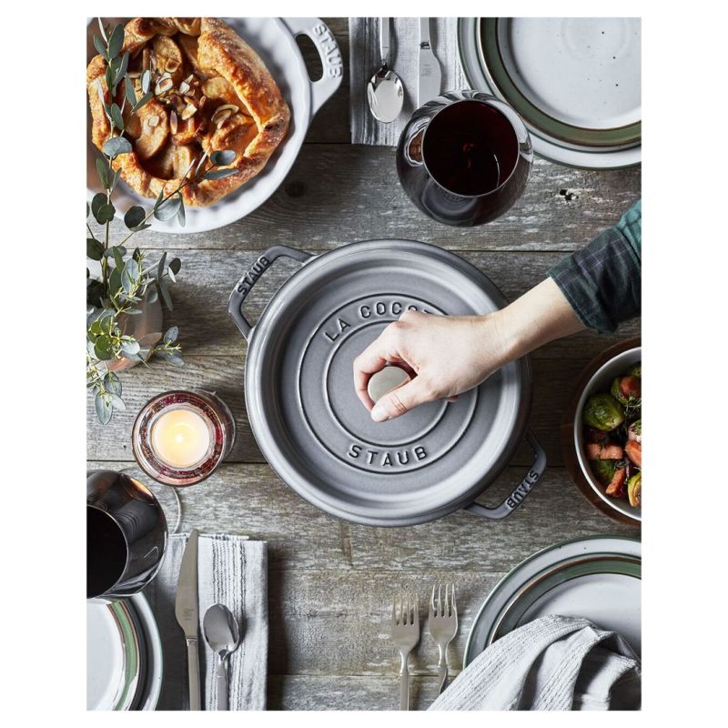 STAUB Round cast iron pot 40500-246-0 3.8l graphite AGD - Produkty/Garnki / patelnie nieelektryczne Your Sports Performance