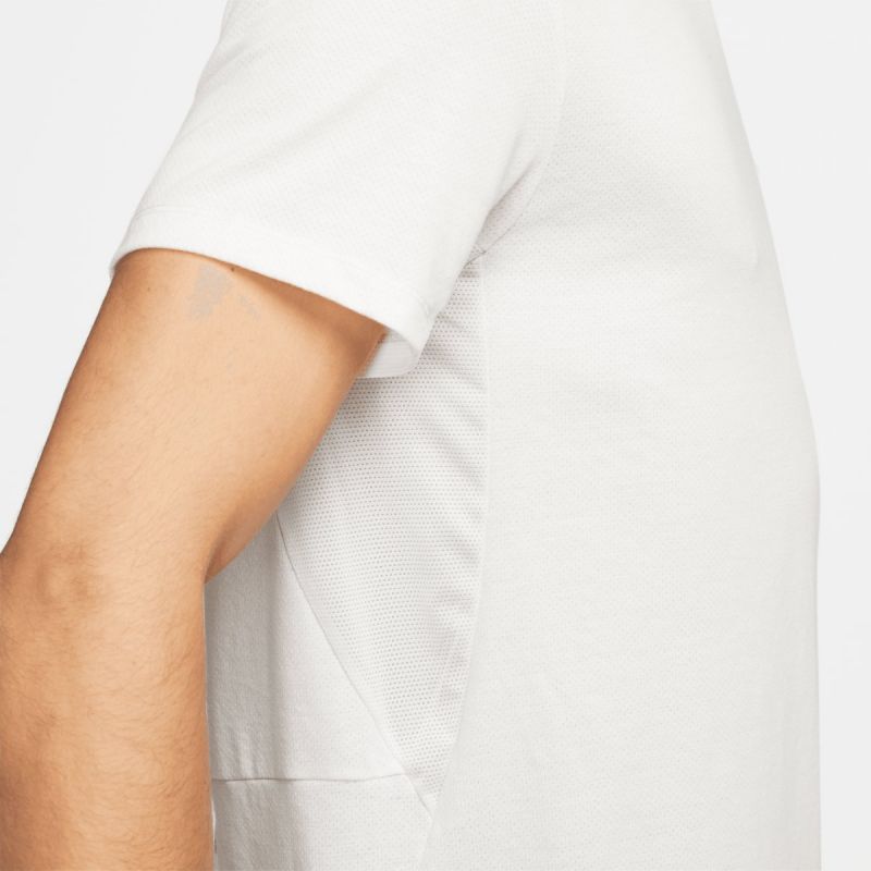 Nike Dri-FIT Run Division Rise 365 M DV9299-030 Clothing/Running Nike