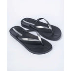 Ipanema Anat Women’s Flip-Flops – Stylish and Comfortable for the Beach and Pool