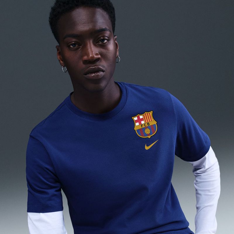 Nike FC Barcelona Crest Tee M HQ8396-455 Clothing/Football Nike