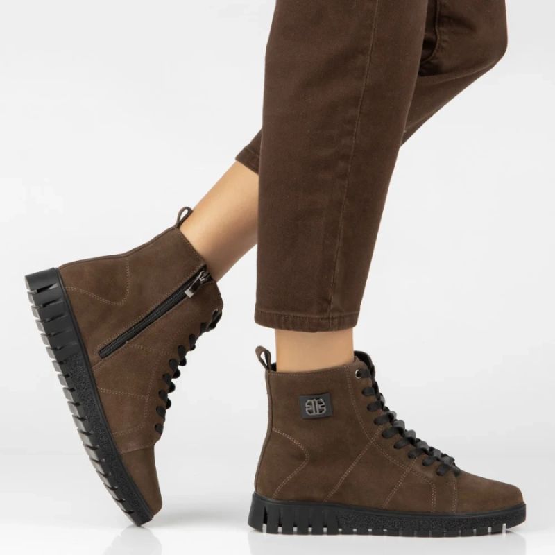 Women's brown suede leather ankle boots Filippo DBT7273