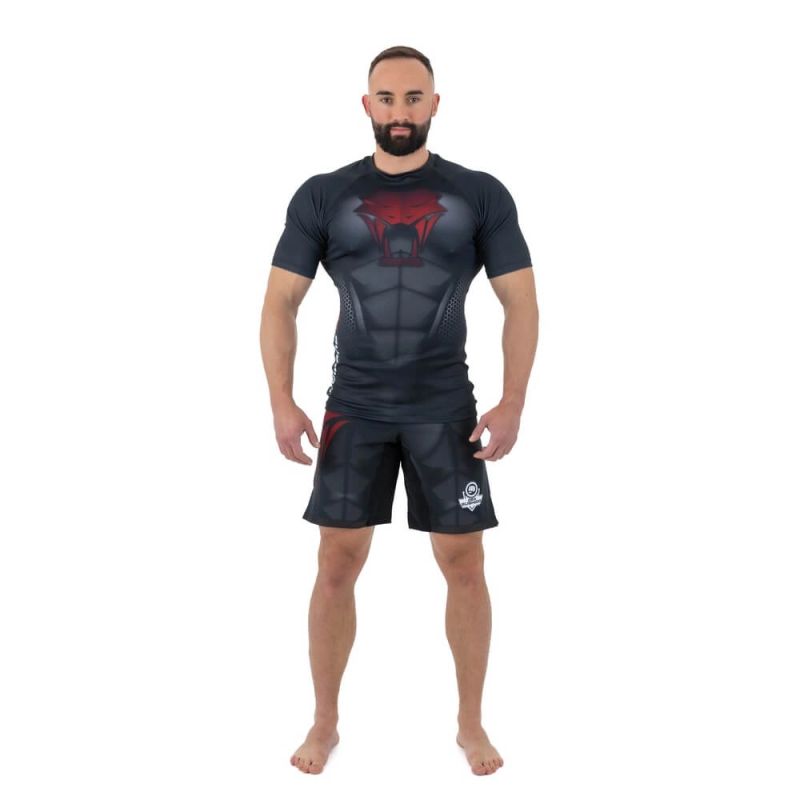 The "Snake" compression Rashguard shirt is made of DBX MORE DRY M material. ODZIEŻ - Koszulki treningowe Your Sports Performance