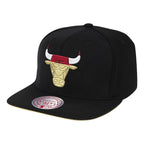 Mitchell & Ness NBA Chicago Bulls Snapback Cap - 6HSSMM19489-CBUBLCK Odzież/Czapki/Czapki z daszkiem Your Sports Performance